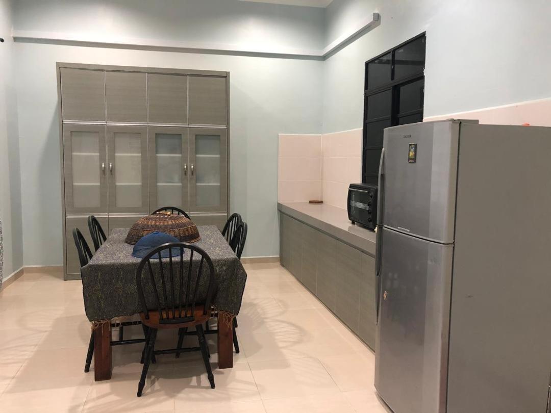 Nikmat Homestay Riyadh Kampong Tuan Mandak Exterior foto